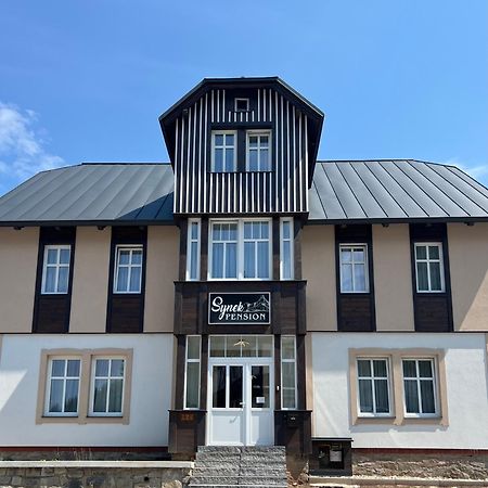 Synek Pension Spindleruv Mlyn Bagian luar foto