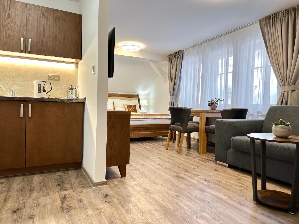 Synek Pension Spindleruv Mlyn Bagian luar foto