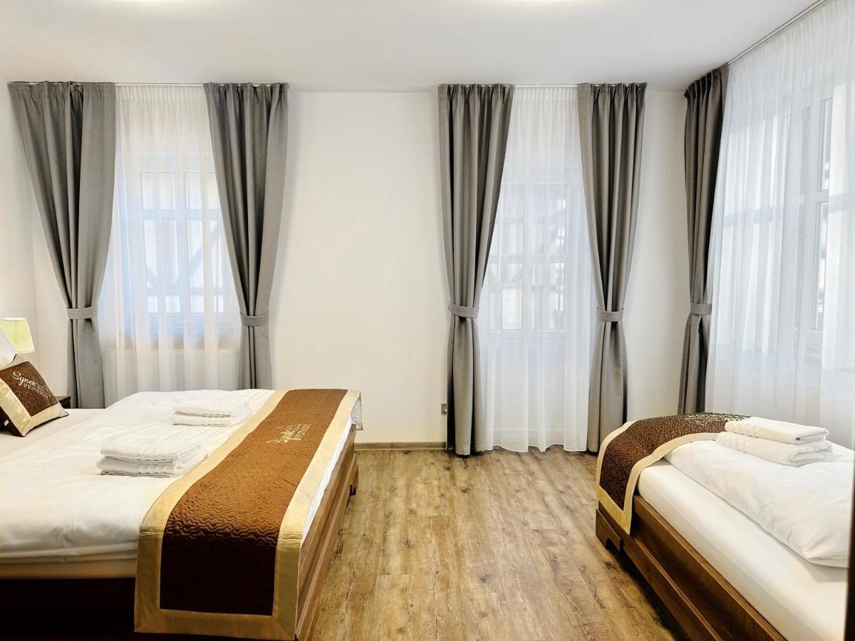 Synek Pension Spindleruv Mlyn Bagian luar foto