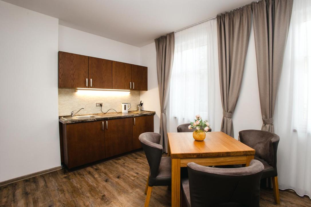 Synek Pension Spindleruv Mlyn Bagian luar foto